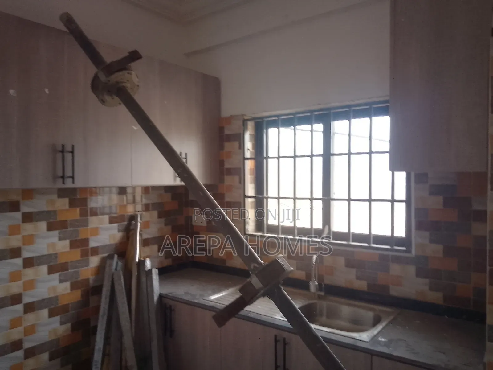 1bdrm Apartment in Arepa Homes, Madina for rent