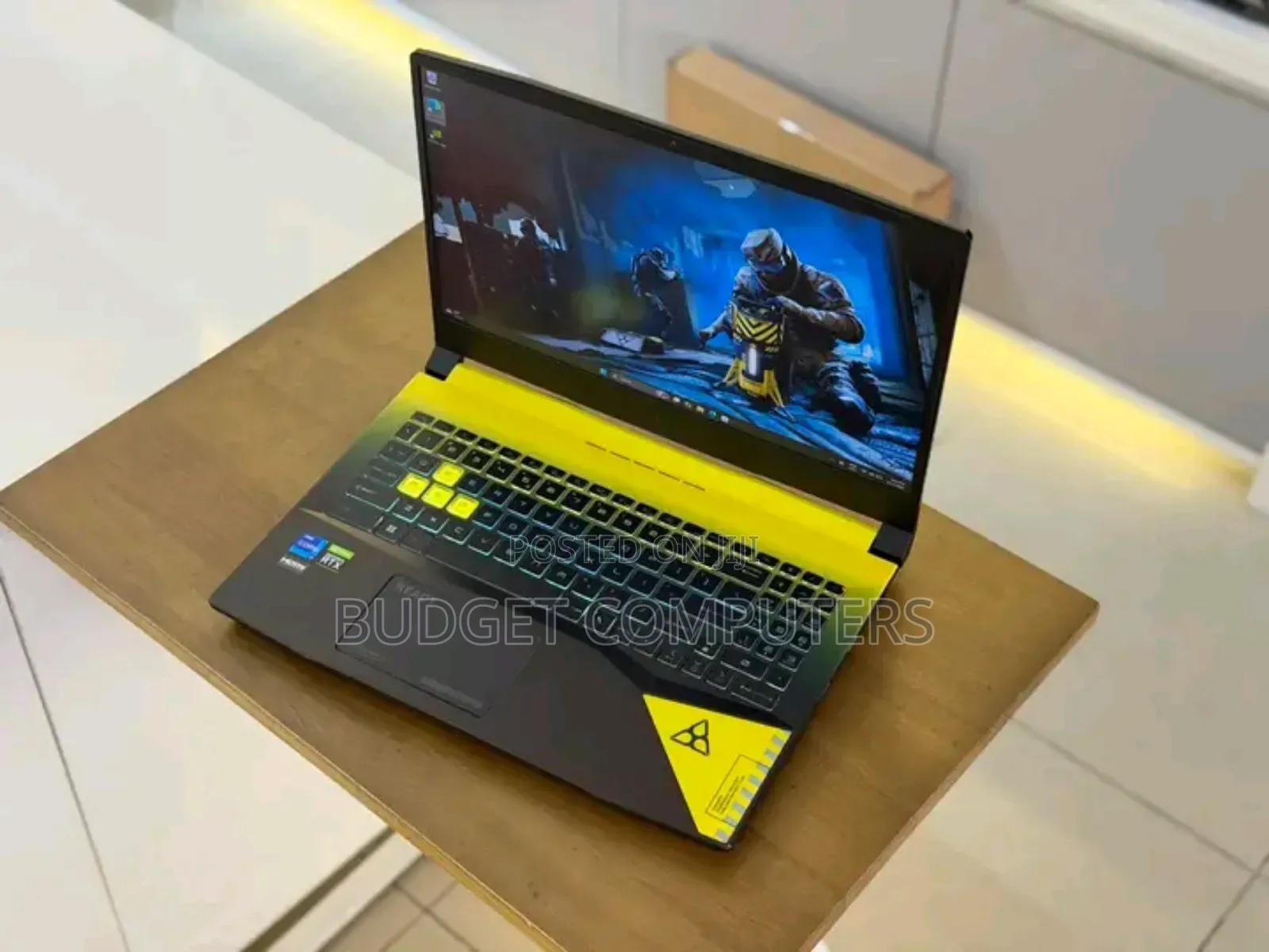 New Laptop MSI Cyborg 15 16GB Intel Core i7 SSD 1T