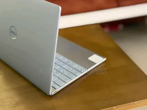 New Laptop Dell XPS 13 16GB Intel Core i7 SSD 512GB