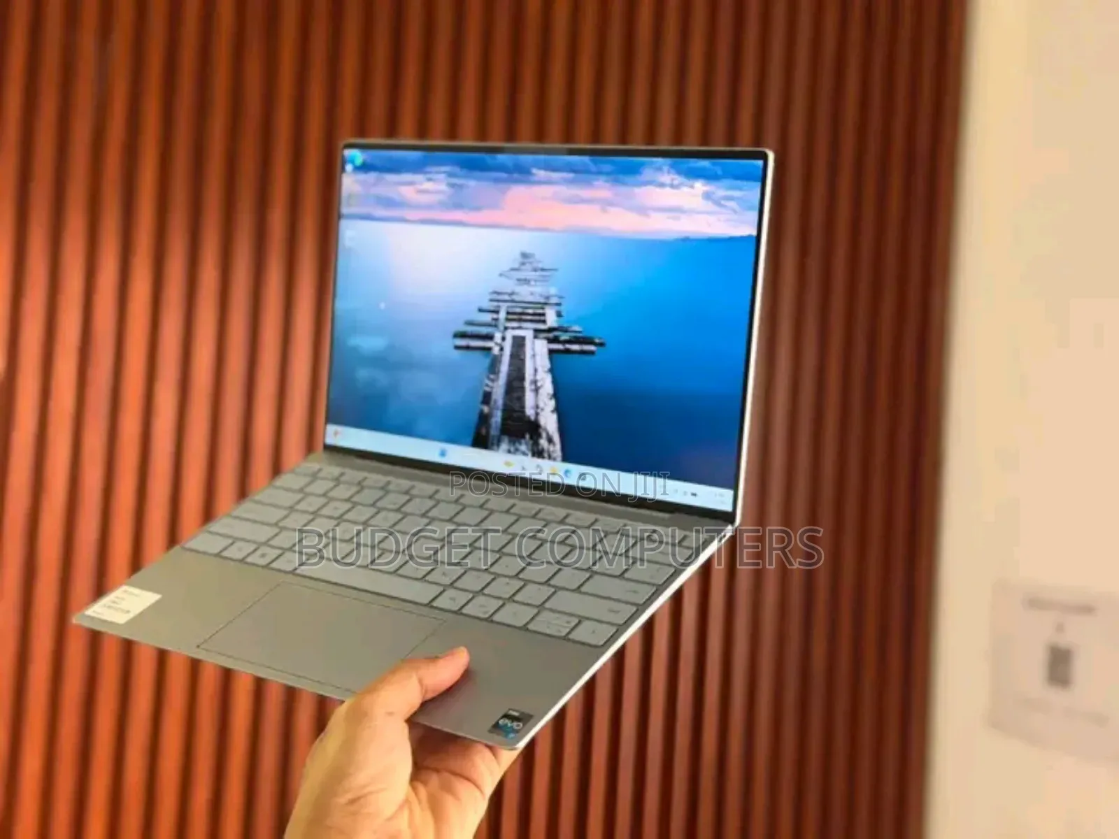 New Laptop Dell XPS 13 16GB Intel Core i7 SSD 512GB