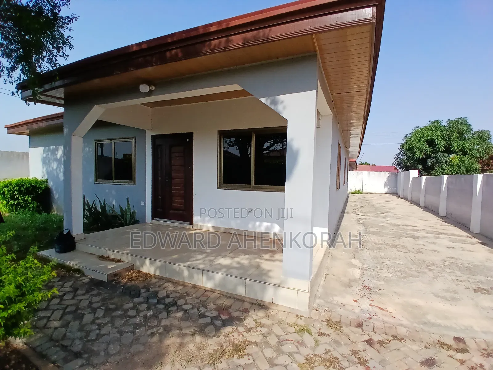 3bdrm House in Valley View Area for rent