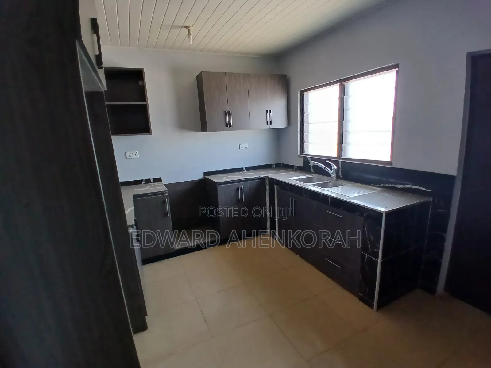3bdrm House in Valley View Area for rent