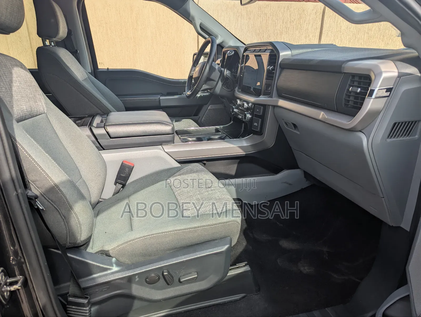 Ford F-150 XLT 2023 Black