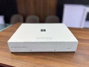 New Microsoft Surface Laptop 16GB Qualcomm Snapdragon X Plus SSD 256GB