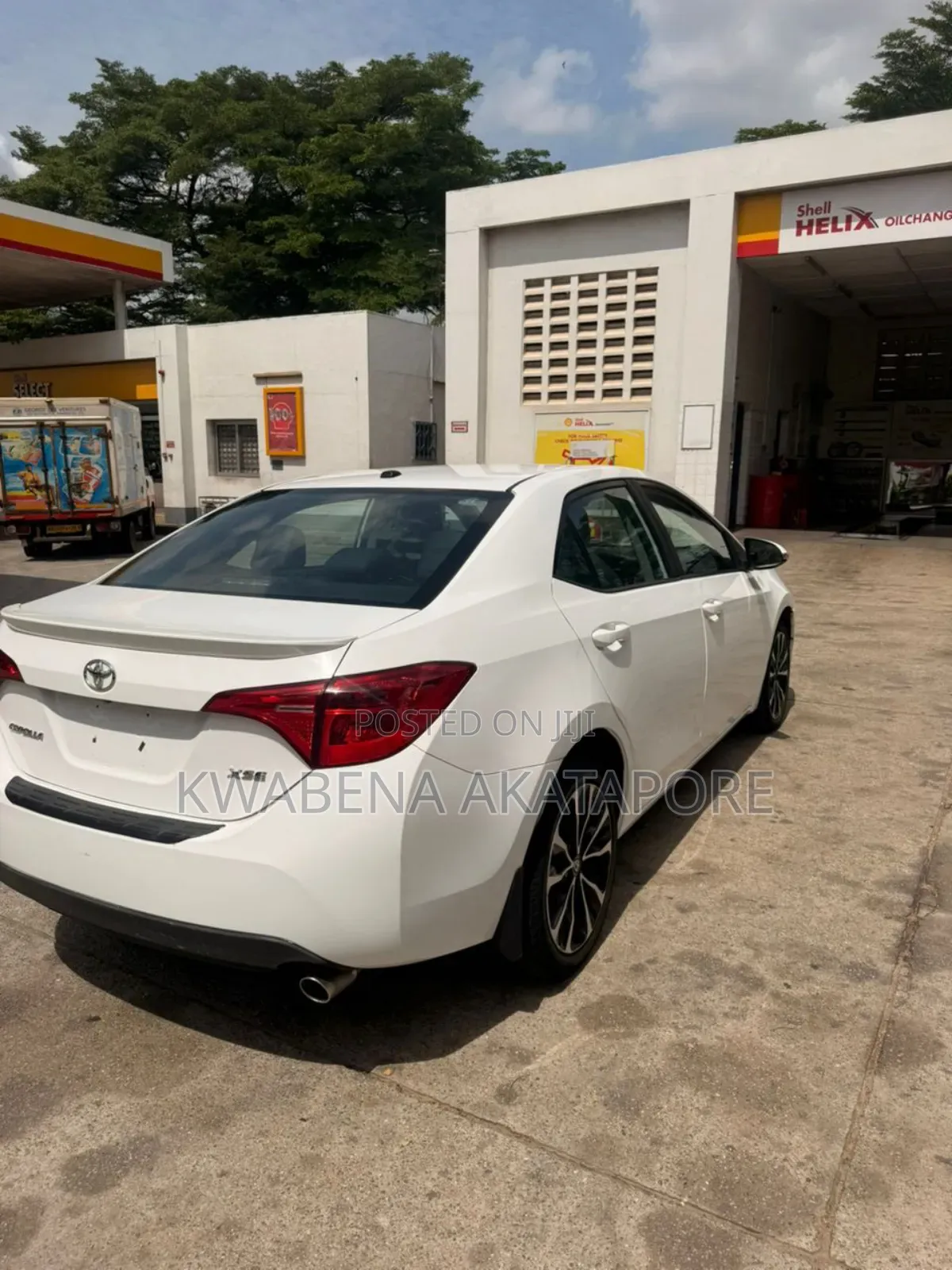 Toyota Corolla XSE (1.8L 4cyl 2A) 2019 White