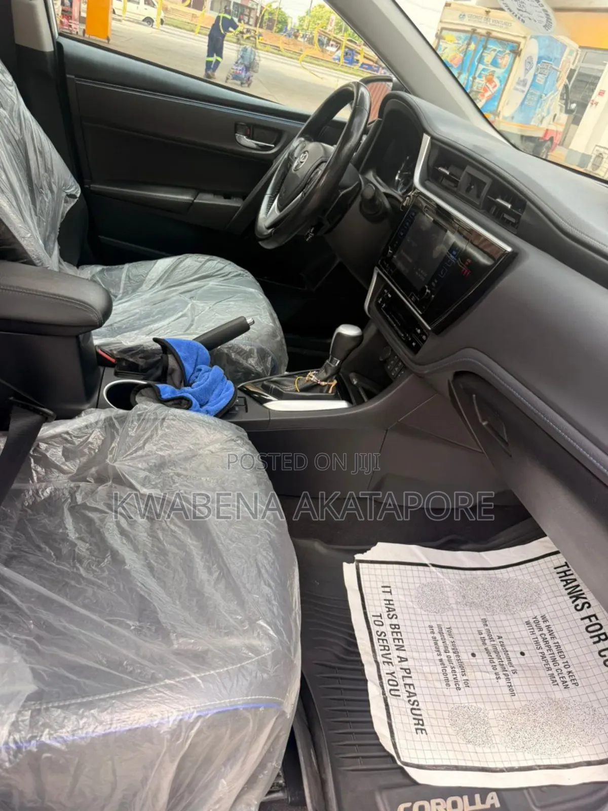 Toyota Corolla XSE (1.8L 4cyl 2A) 2019 White