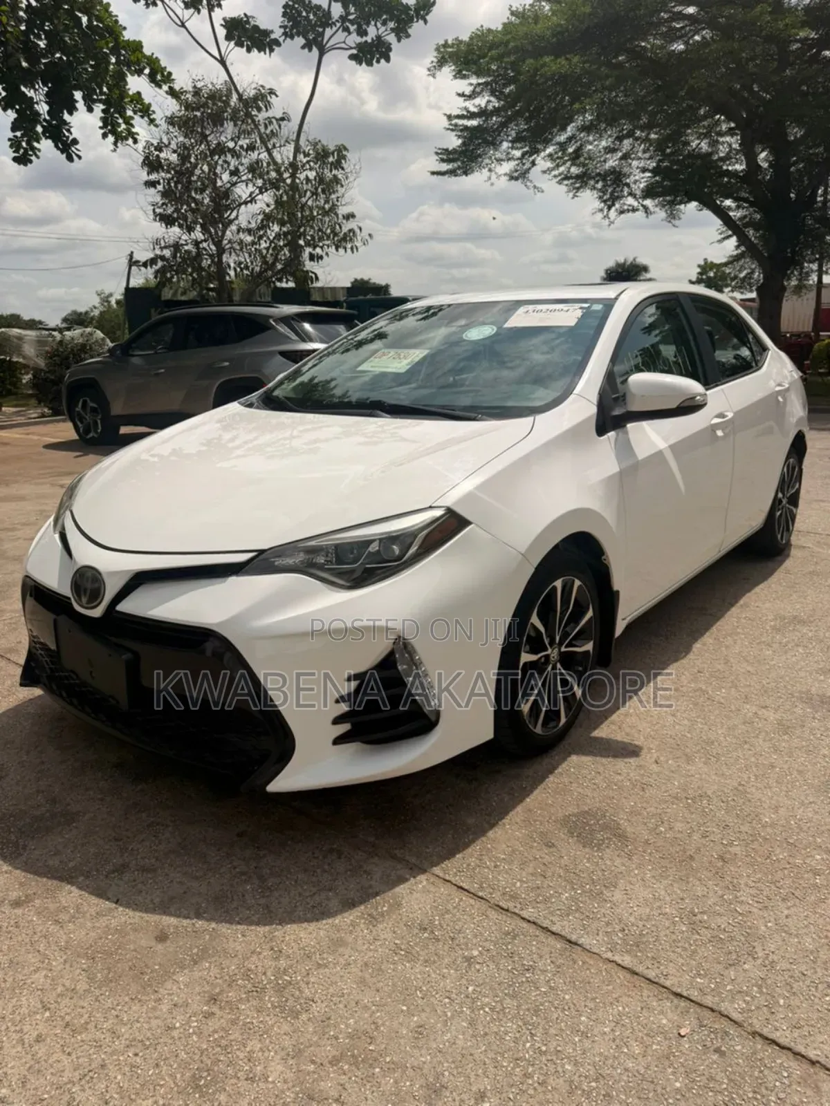 Toyota Corolla XSE (1.8L 4cyl 2A) 2019 White