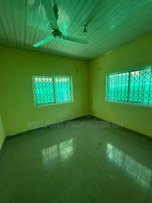 8bdrm Block of Flats in Millions Properties, Kumasi Metropolitan