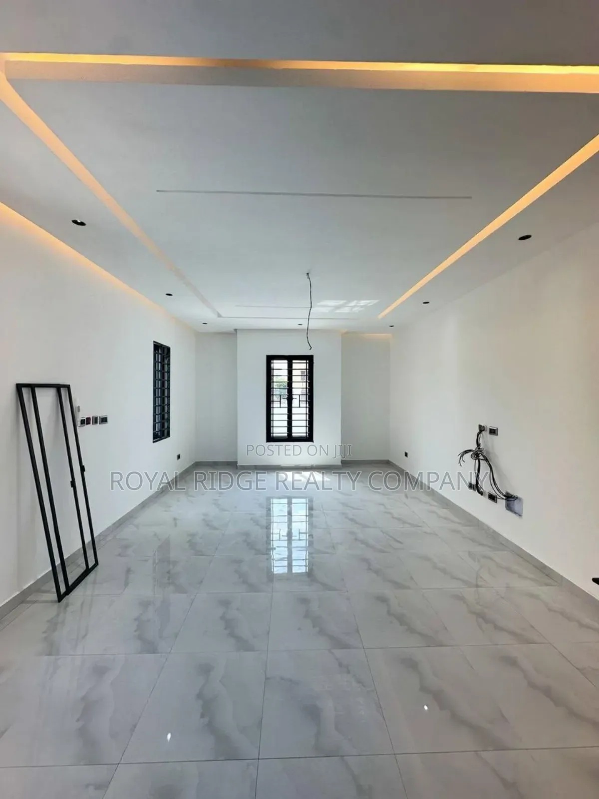 3bdrm House in Lakeside, Accra Metropolitan for sale