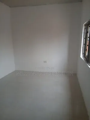 8bdrm Block of Flats in Millions Properties, Kumasi Metropolitan