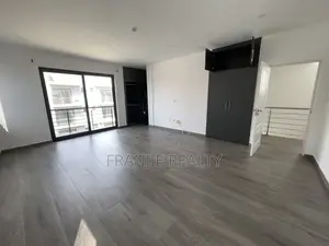 4bdrm Townhouse / Terrace in Franjie Realty, Tseaddo for rent