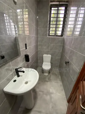 2bdrm Apartment in Asofa, Ofankor for rent