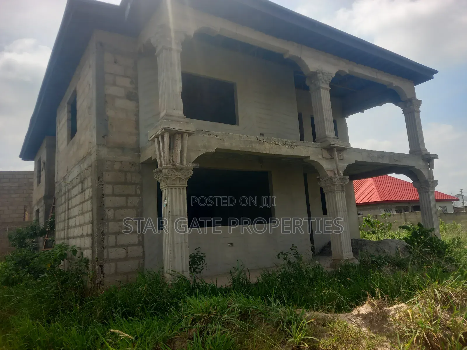 4bdrm House in Ejisu Onwe for sale