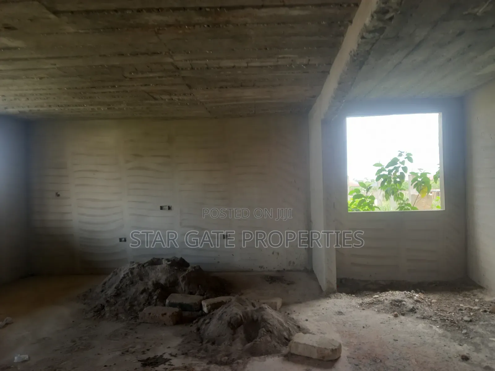 4bdrm House in Ejisu Onwe for sale