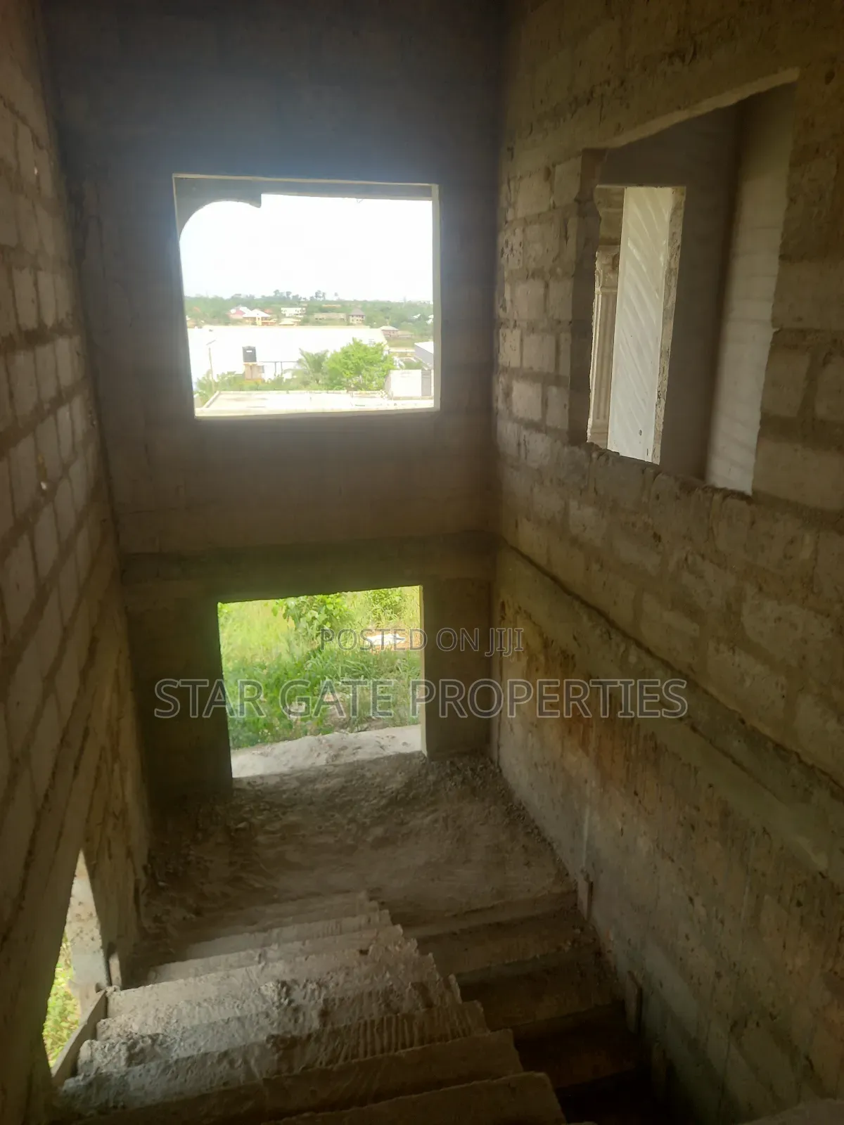 4bdrm House in Ejisu Onwe for sale