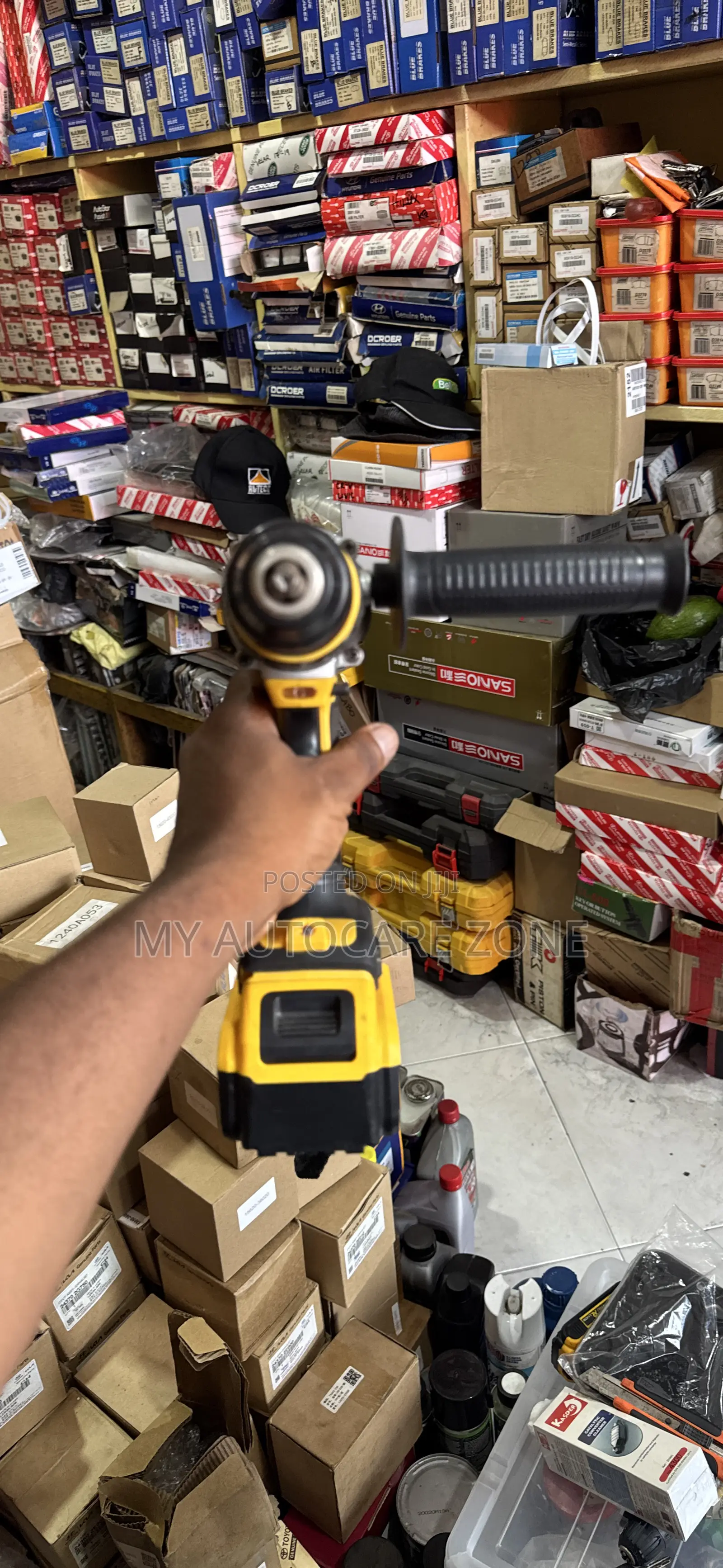 1/2" Cordless Hammer Drill/Driver Brushless 20v Max Battery 2-Speed