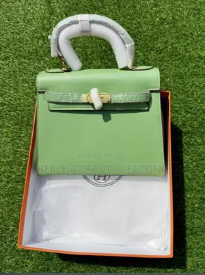 Belle Aura Collection