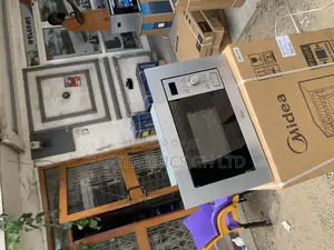 Unique Sleek 17 Liters Grey Electric Inbuilt Midea Am717bs7 Microwave