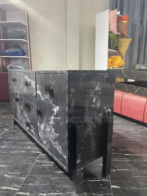 Modern Black Desser