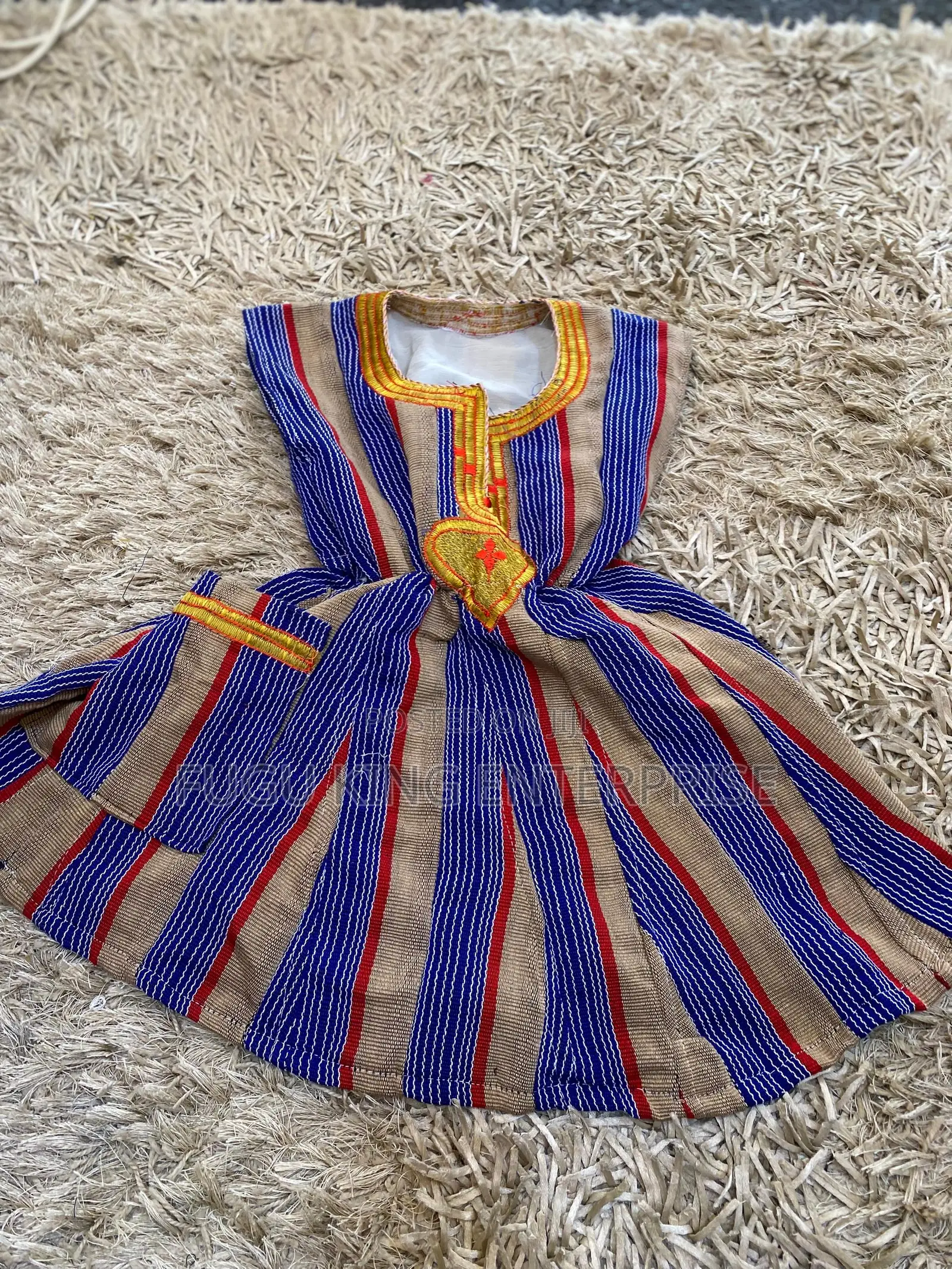 Kids Smocks Available