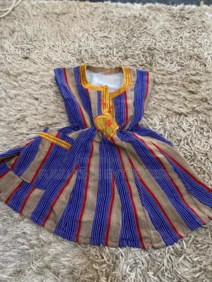 Kids Smocks Available