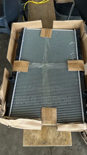Honda Cr-v 2017-2022 Radiator Water Tank