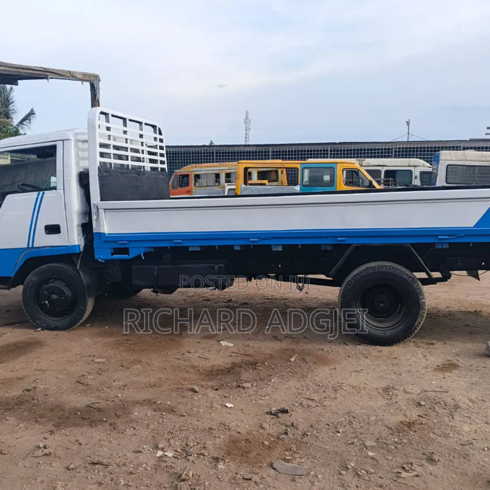 Hyundai Mighty 1