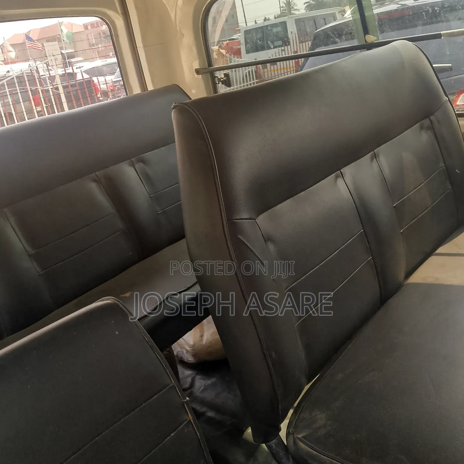 Mitsubishi L300 2000 White