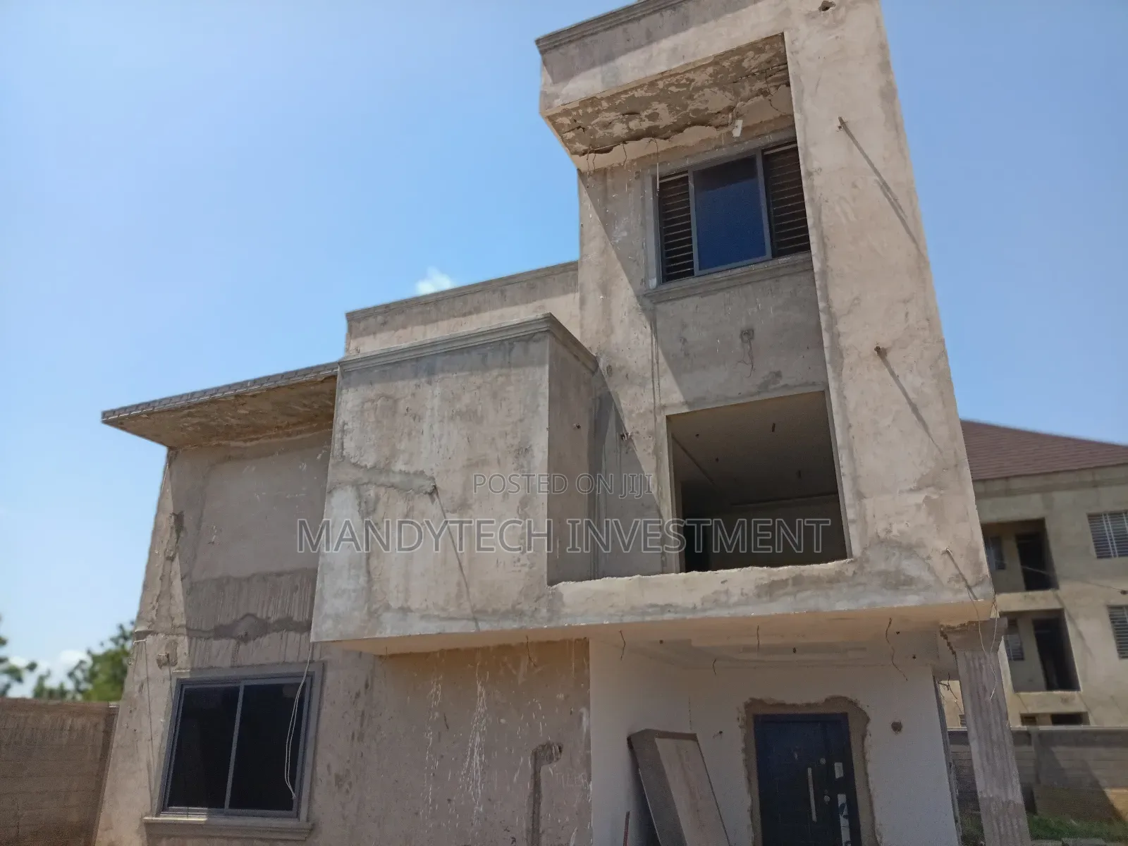 First-class 5 Bedroom Manson - New Legon