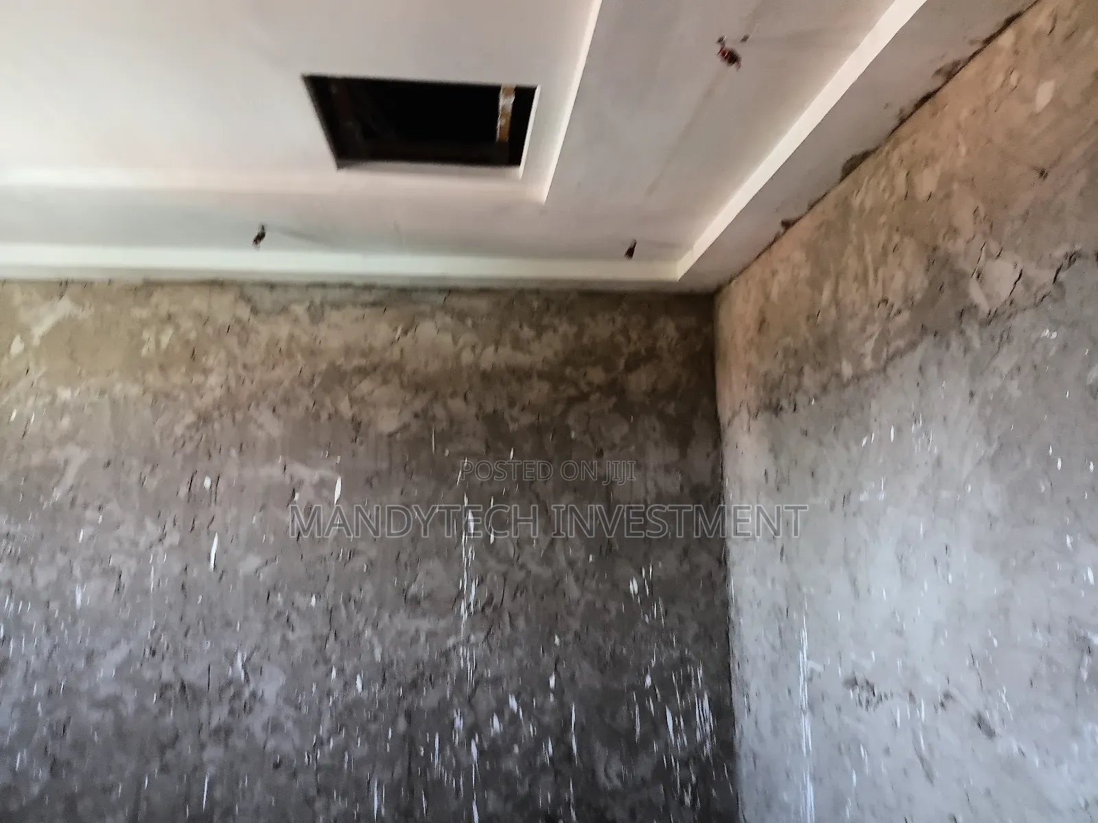 First-class 5 Bedroom Manson - New Legon