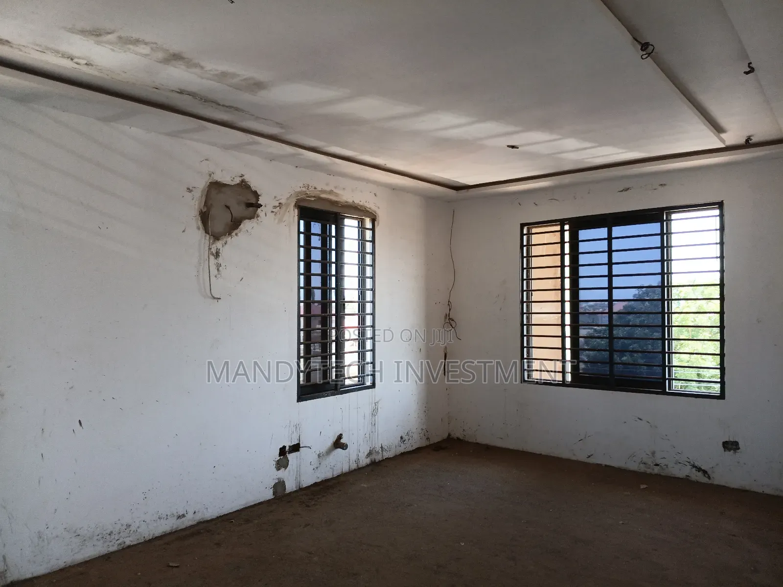 First-class 5 Bedroom Manson - New Legon