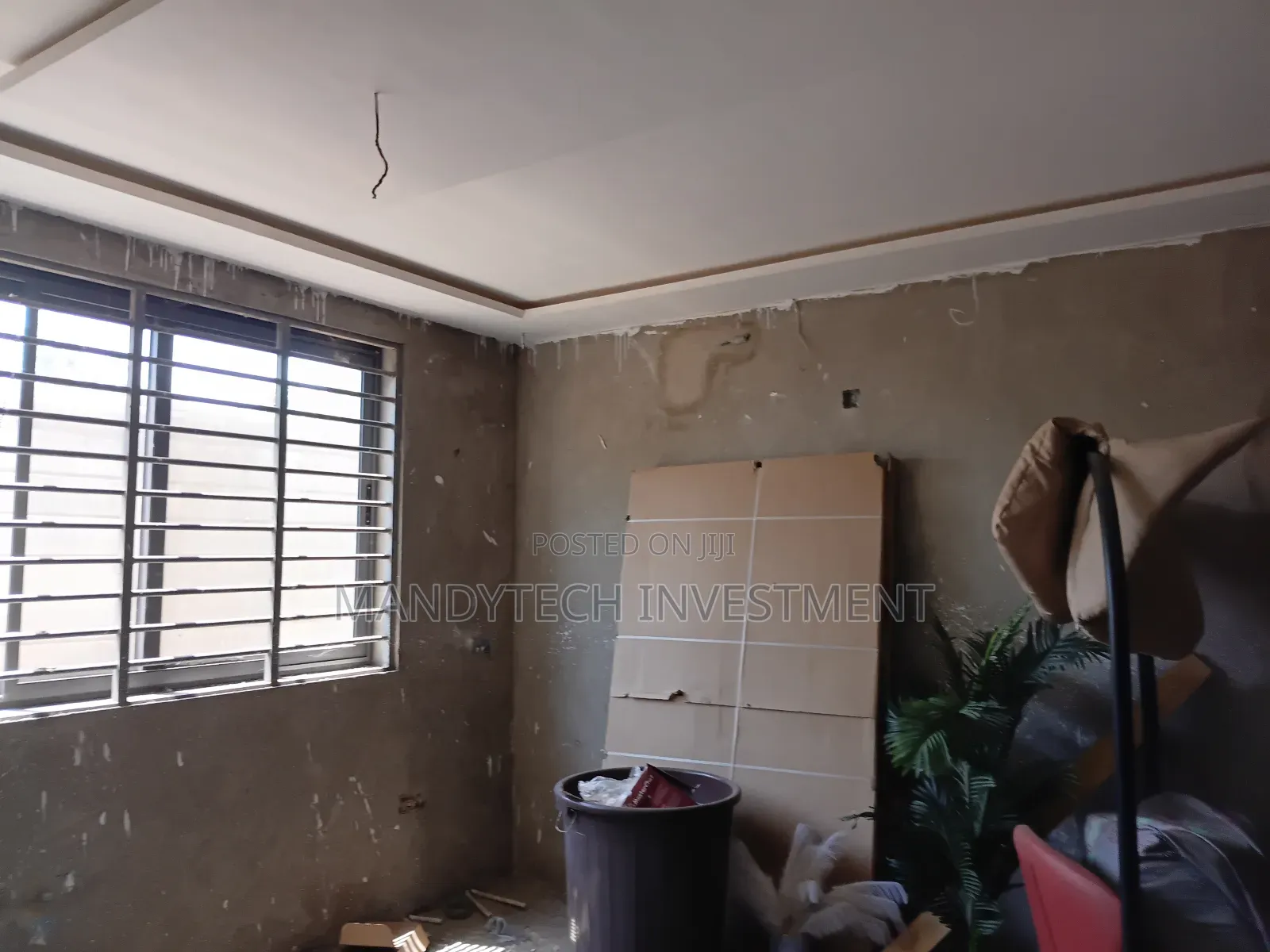 First-class 5 Bedroom Manson - New Legon