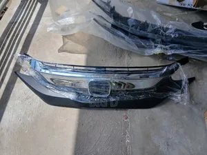 Honda Civic 2016 to 2018 Top Grille