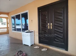 5bdrm House in Brother K Estate, Kumasi Metropolitan for sale