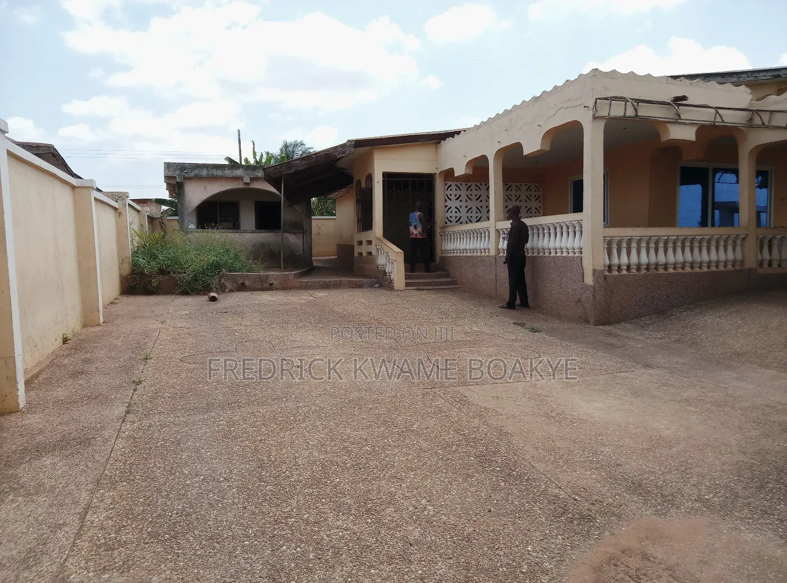 5bdrm House in Brother K Estate, Kumasi Metropolitan for sale