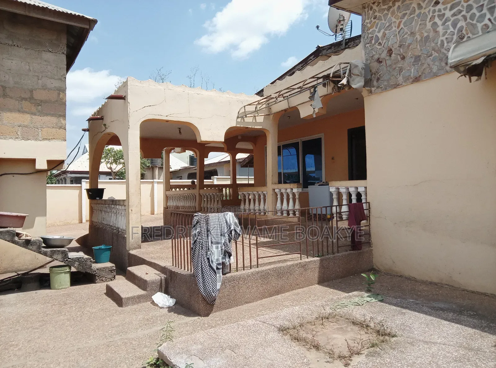 5bdrm House in Brother K Estate, Kumasi Metropolitan for sale
