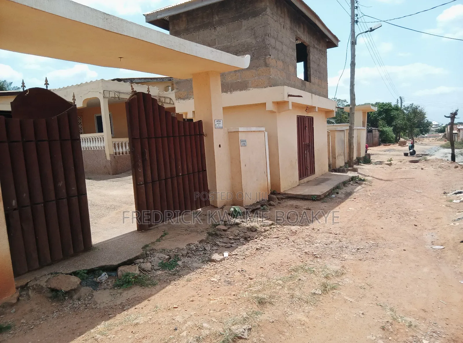 5bdrm House in Brother K Estate, Kumasi Metropolitan for sale
