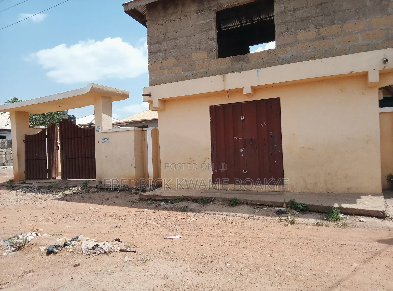 5bdrm House in Brother K Estate, Kumasi Metropolitan for sale