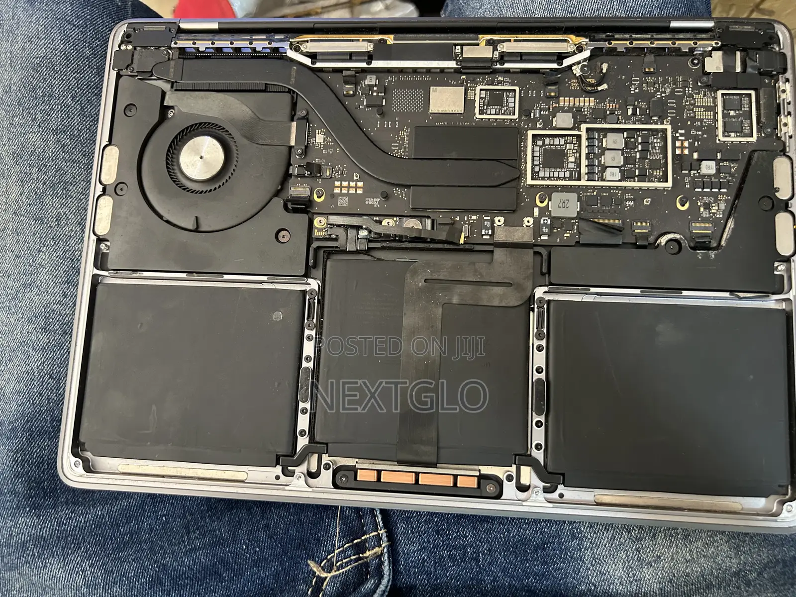 Macbook Logic Board