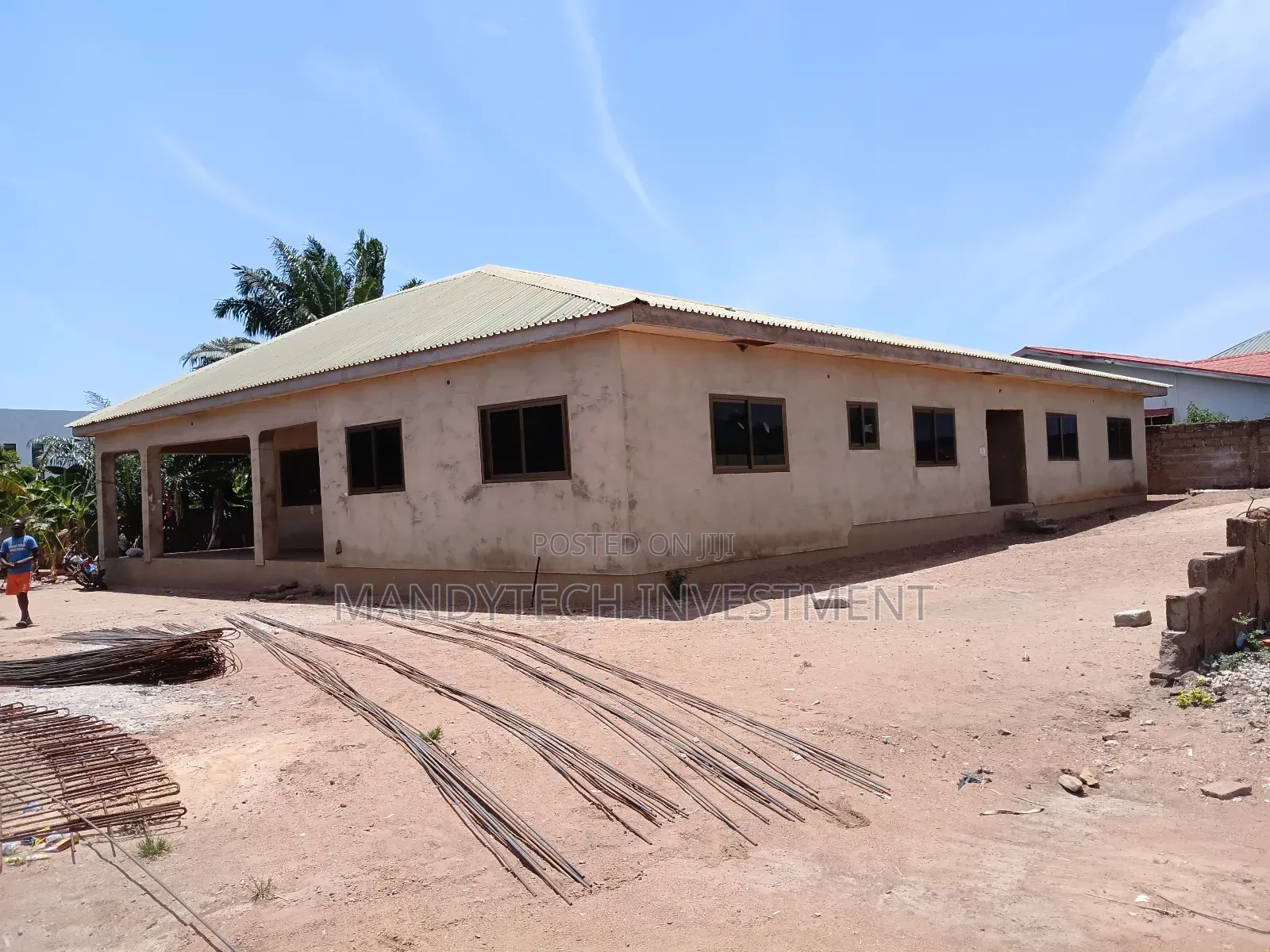 5 Bedroom Manson - Adenta Housing Down