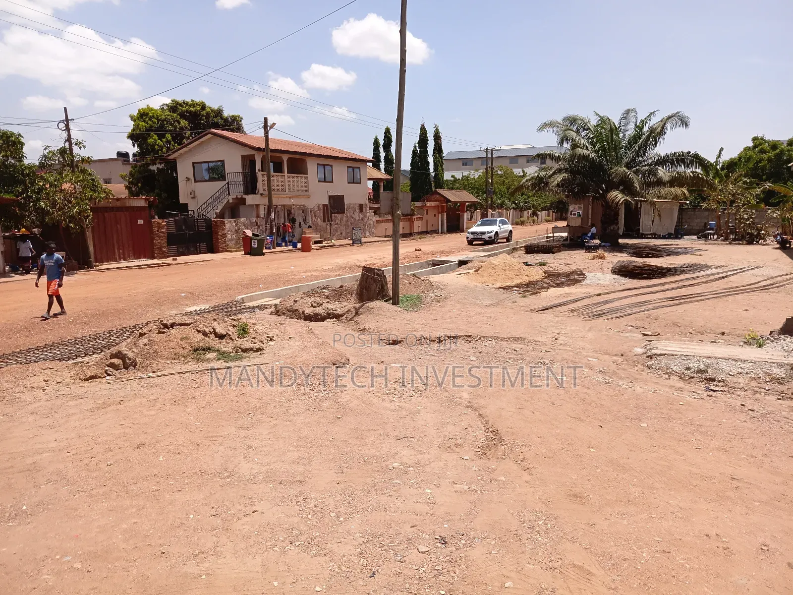 5 Bedroom Manson - Adenta Housing Down