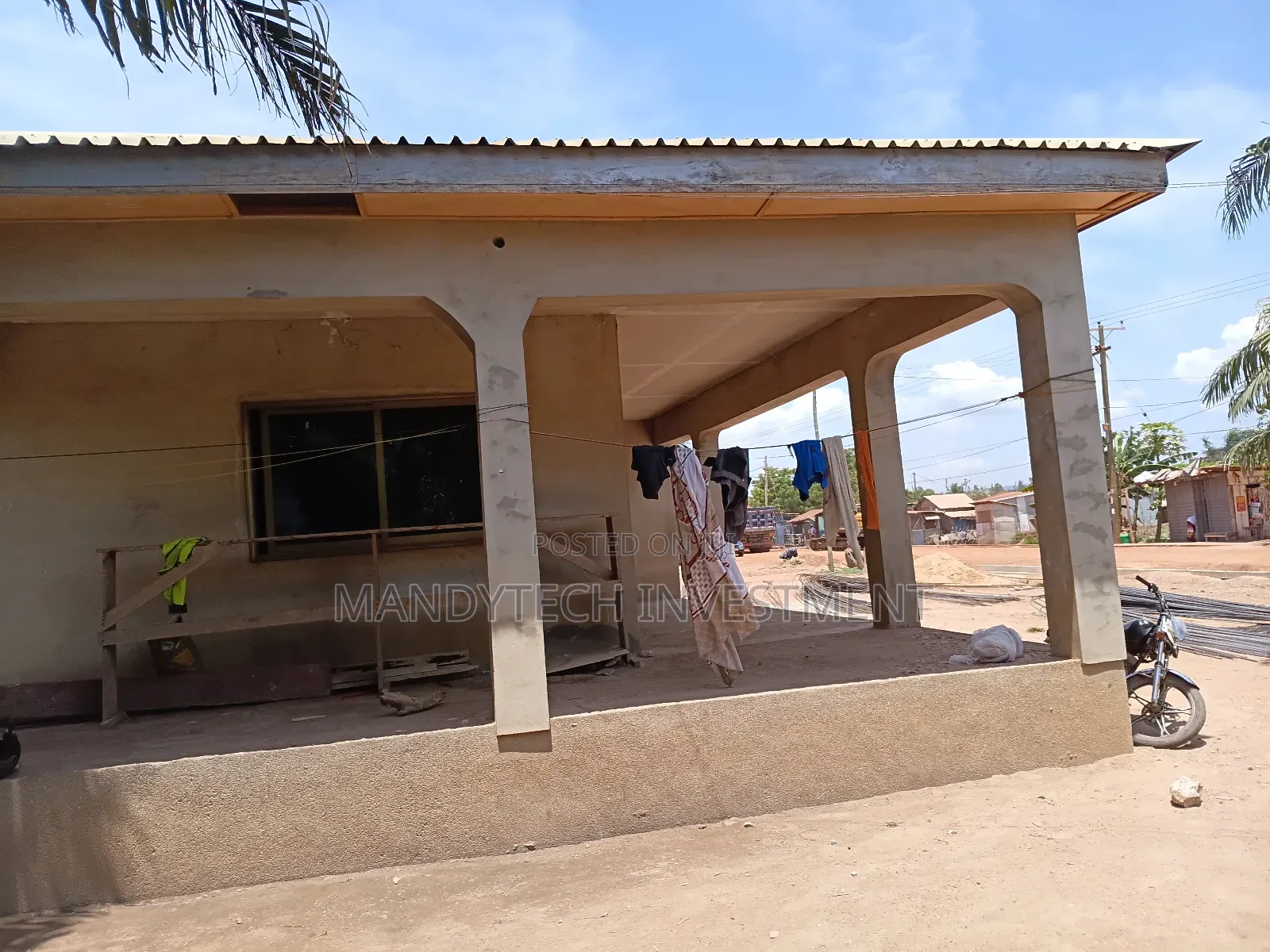 5 Bedroom Manson - Adenta Housing Down