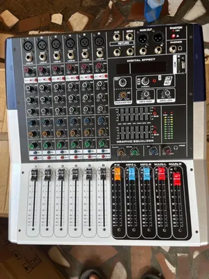 Yamaha 6 Channel Mixer Powered