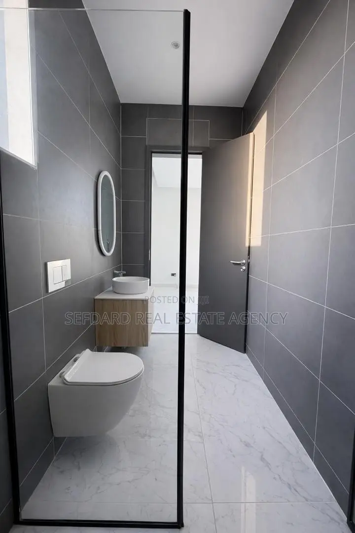 6bdrm House in Sefdard Properties, Adjiriganor for sale