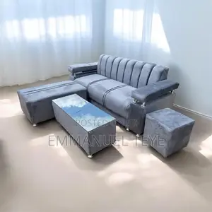 Band New Designable Velvet 3 in Sofa Set
