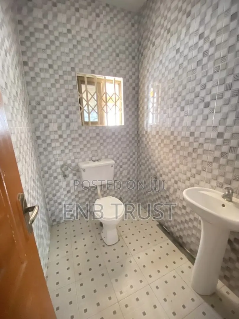 2bdrm House in Pobiman, Amasaman for sale