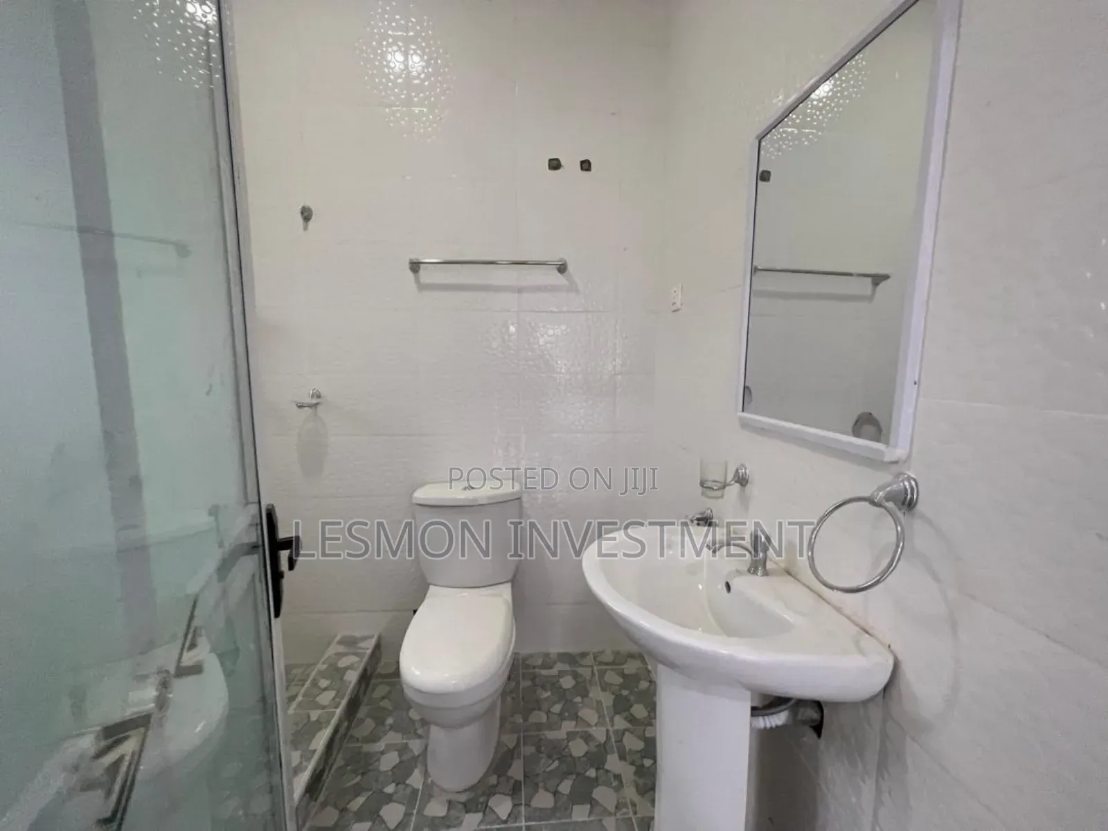 3bdrm Bungalow in Lesmon Investments, Baatsona Total for sale