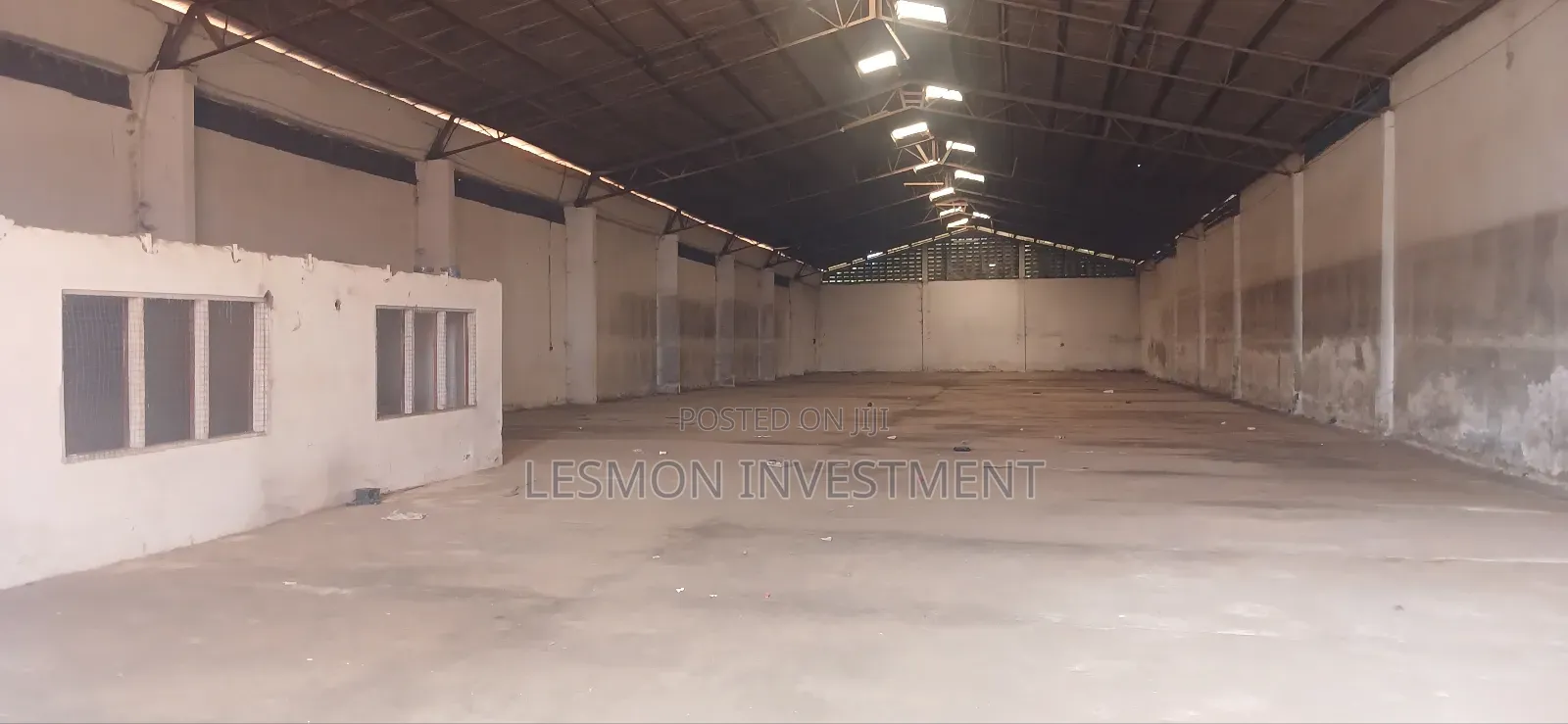 Warehouse Measuring 1200 SQM Is for Rent at Dzorwulu for Rent