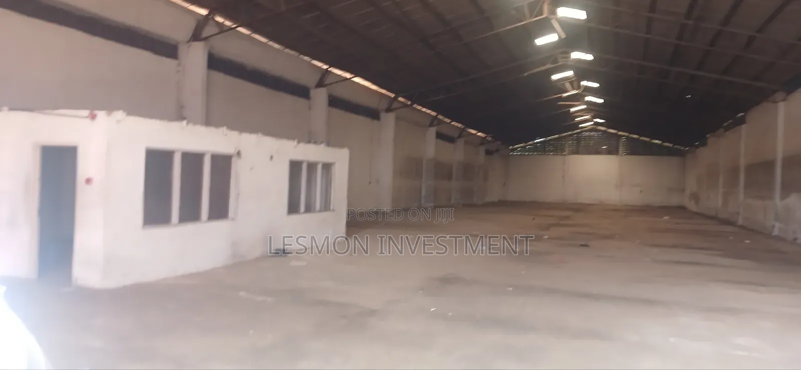 Warehouse Measuring 1200 SQM Is for Rent at Dzorwulu for Rent