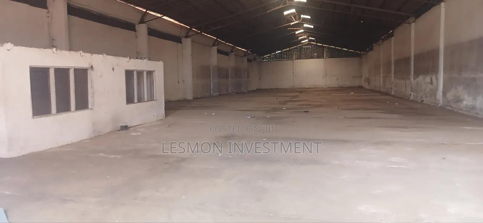 Warehouse Measuring 1200 SQM Is for Rent at Dzorwulu for Rent